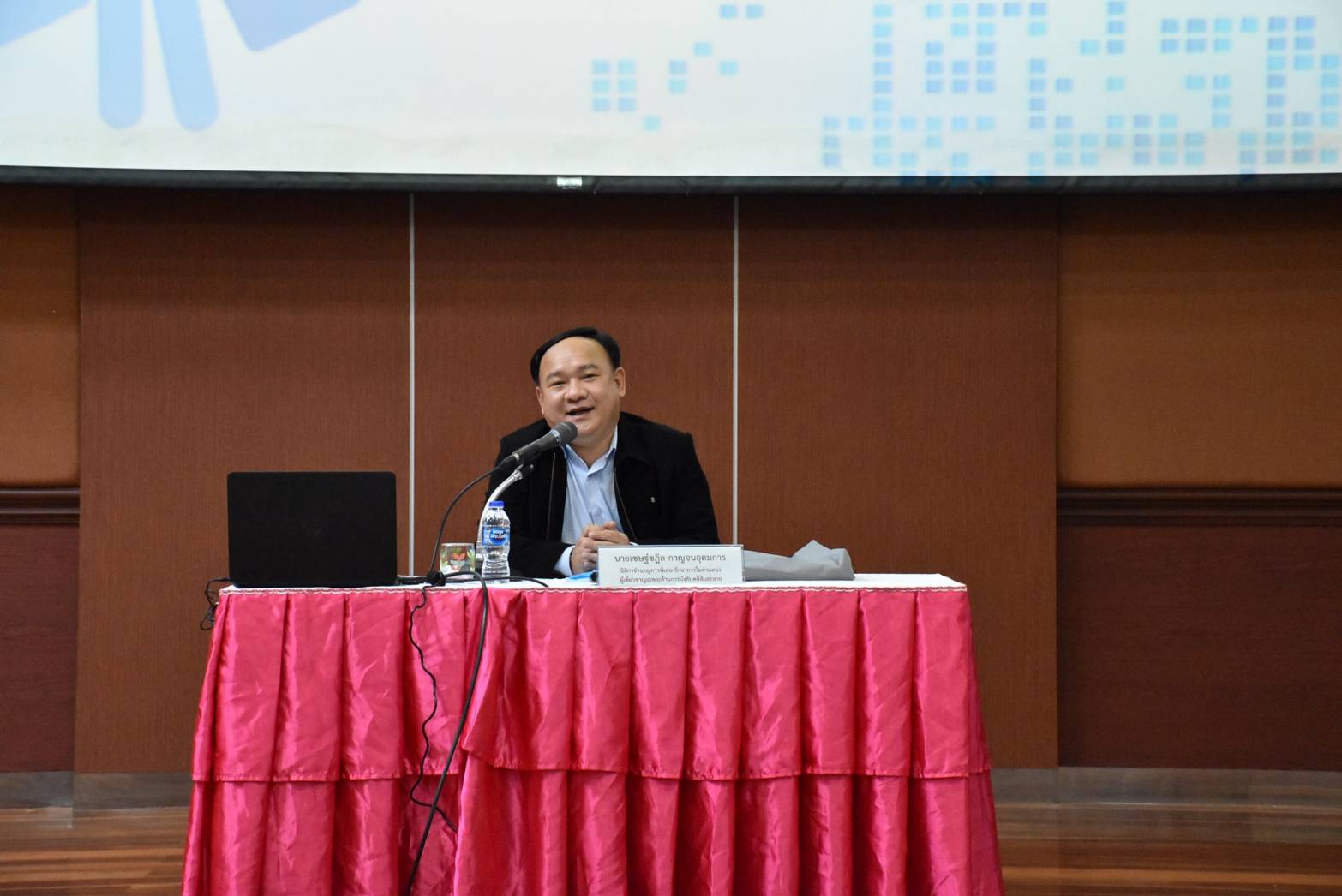 ﻿กรมบังคับคดีจัดโครงการเสริมสร้างความรู้กฎหมายด้านการบังคับคดี และกฎหมายในชีวิตประจำวันแก่ผู้ประกอบการ SMEs และ ประชาชนทั่วไป